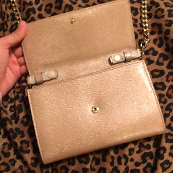 Michael Kors Crossbody Wallet - Picture 2 of 4